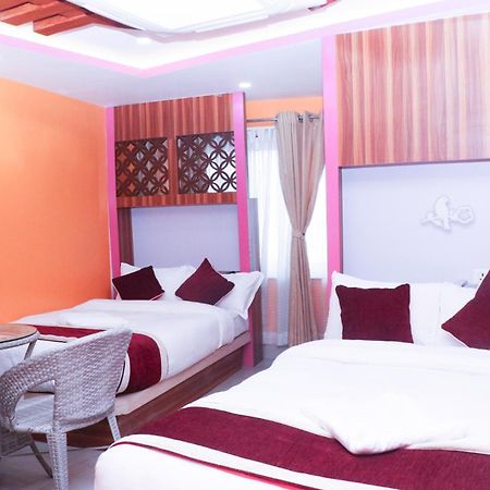 Om Tandoori Hotel Kathmandu Bagian luar foto