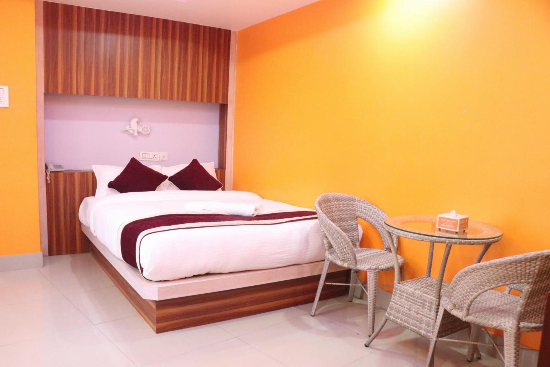 Om Tandoori Hotel Kathmandu Bagian luar foto